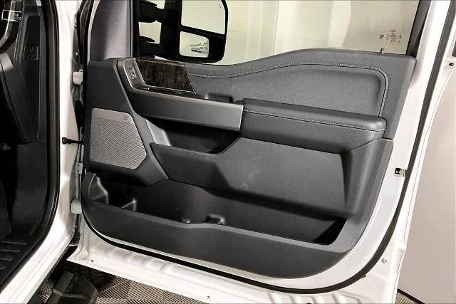Certified Used 2026 Oxford White Ford Lariat image 45