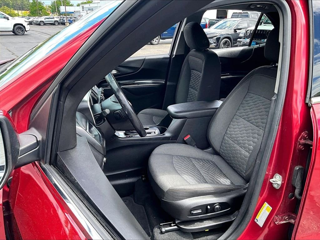 Used 2018 Red Chevrolet LT image 10