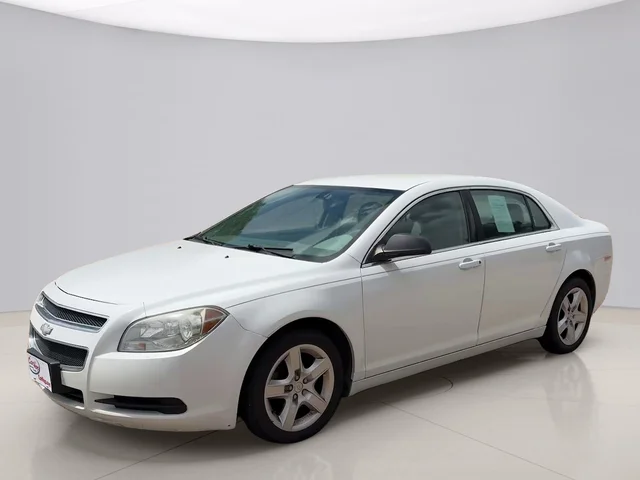 Pre-Owned 2011 Chevrolet Malibu LS W/1LS