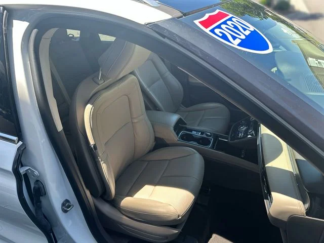 Used 2020 White Lincoln Standard image 28
