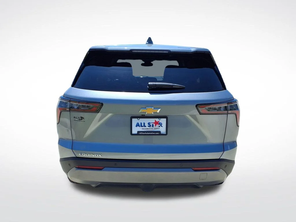 Used 2025 Gray Chevrolet LT image 7