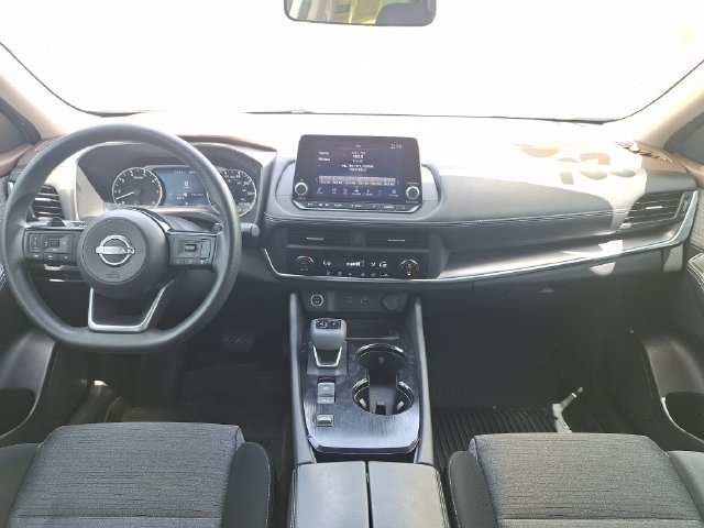 Used 2023 White Nissan SV image 13