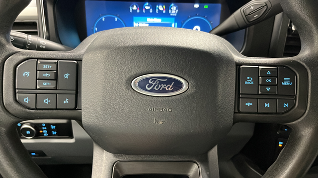 Used 2023 Iconic Silver Metallic Ford XLT image 15