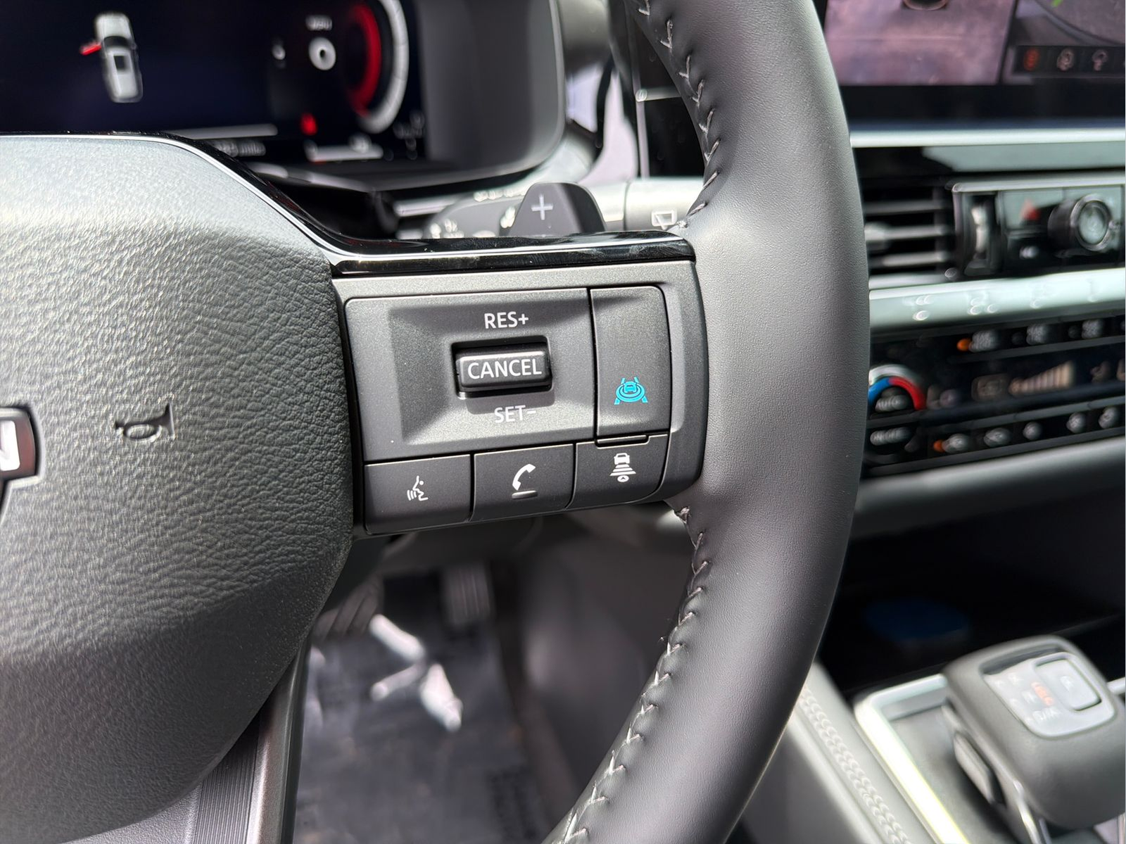 New 2026 Black Nissan Platinum image 16