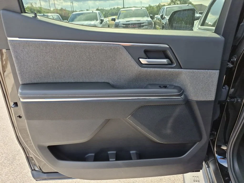 2026 GMC Sierra EV Elevation - Photo 35