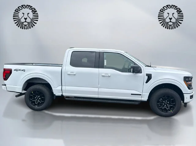 New 2026 Oxford White Ford XLT image 5