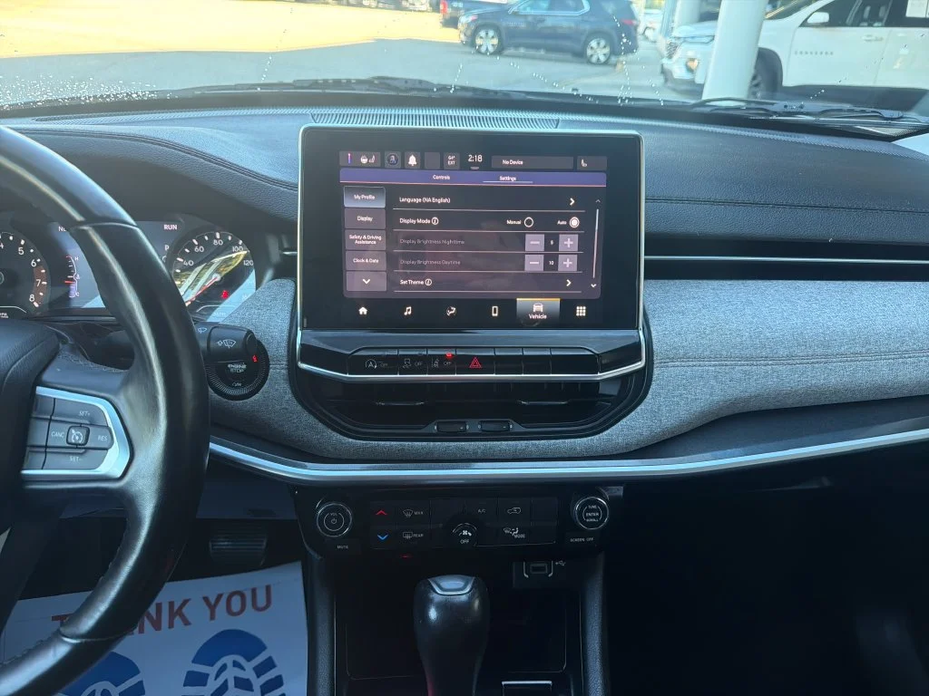 2022 Jeep Compass Latitude Lux - Photo 17