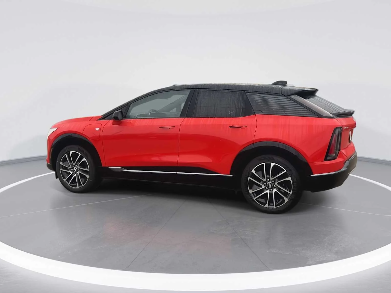 2026 Cadillac OPTIQ Sport - Photo 7
