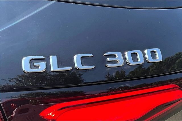 Used 2026 Black Mercedes-Benz GLC 300 image 8
