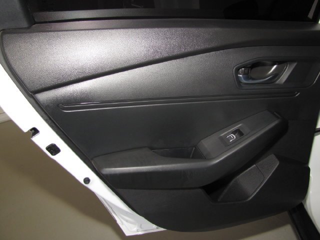 2023 Honda Accord EX - Photo 13