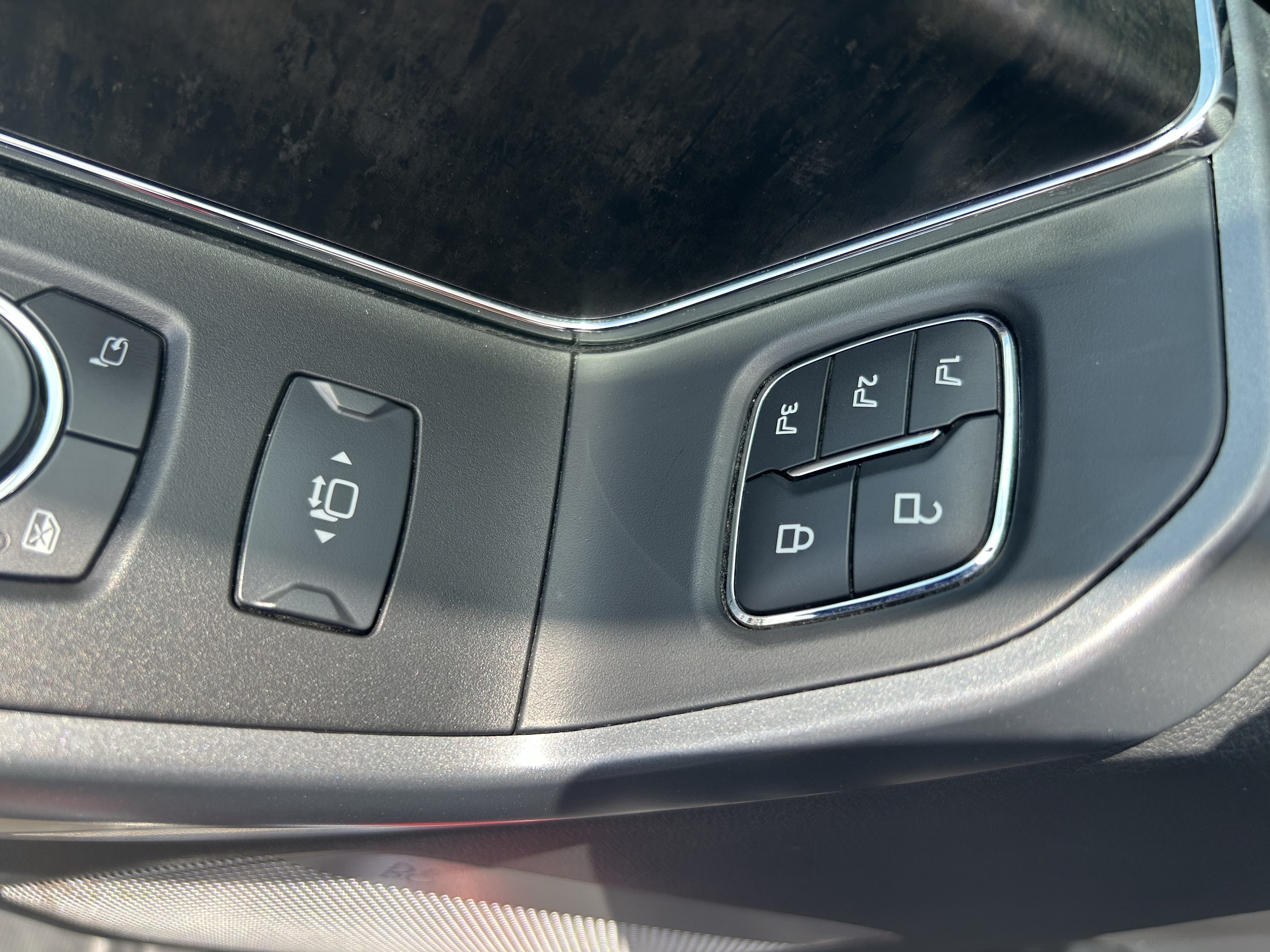 Used 2021 Red Ford LARIAT image 19