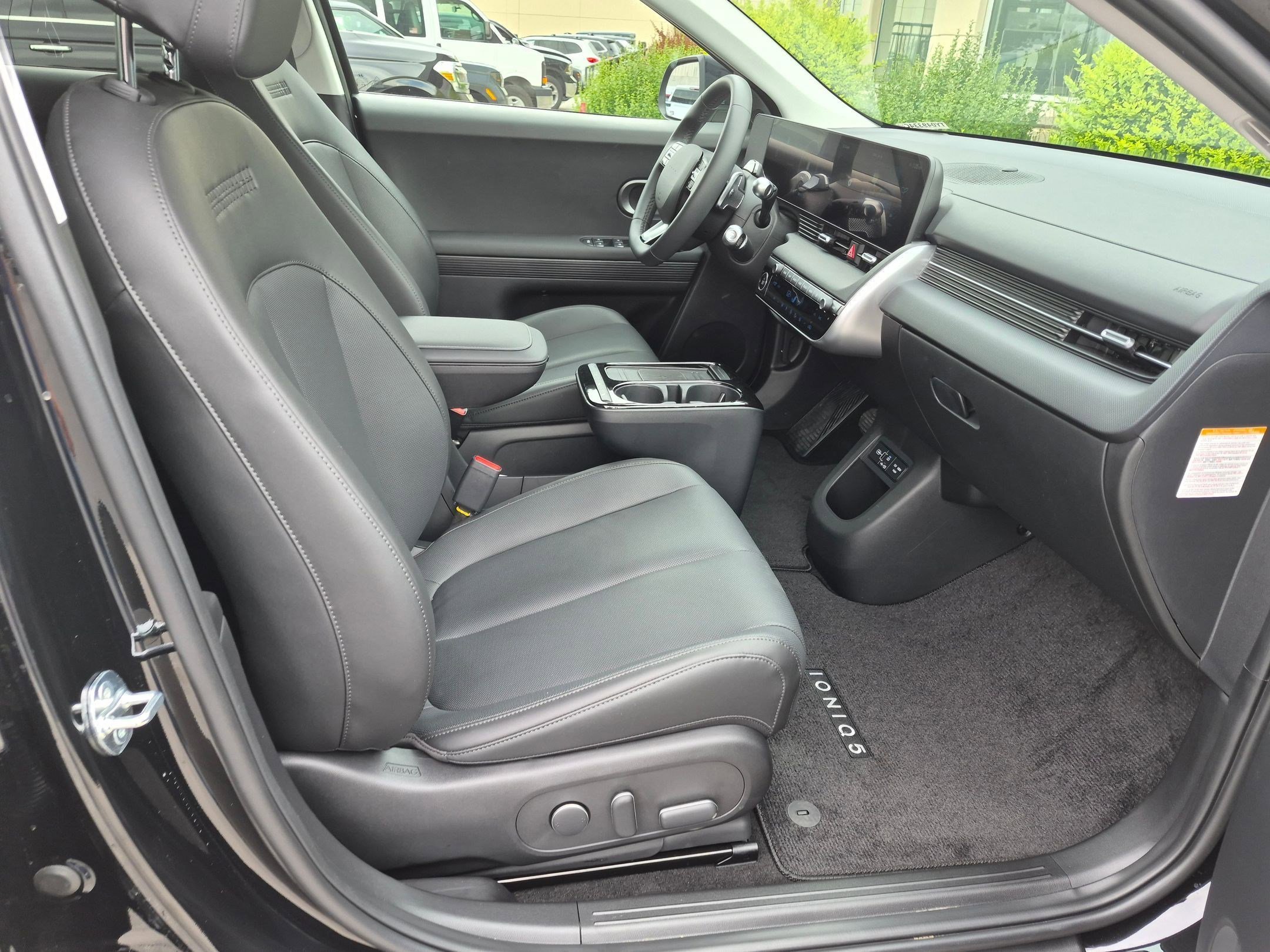 2026 Hyundai IONIQ 5 SEL - Photo 33