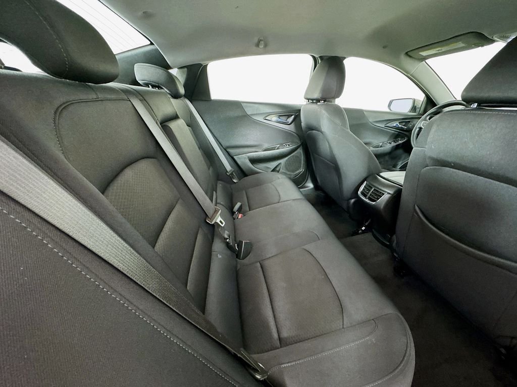 Used 2024 Mineral Gray Metallic Chevrolet LT image 33