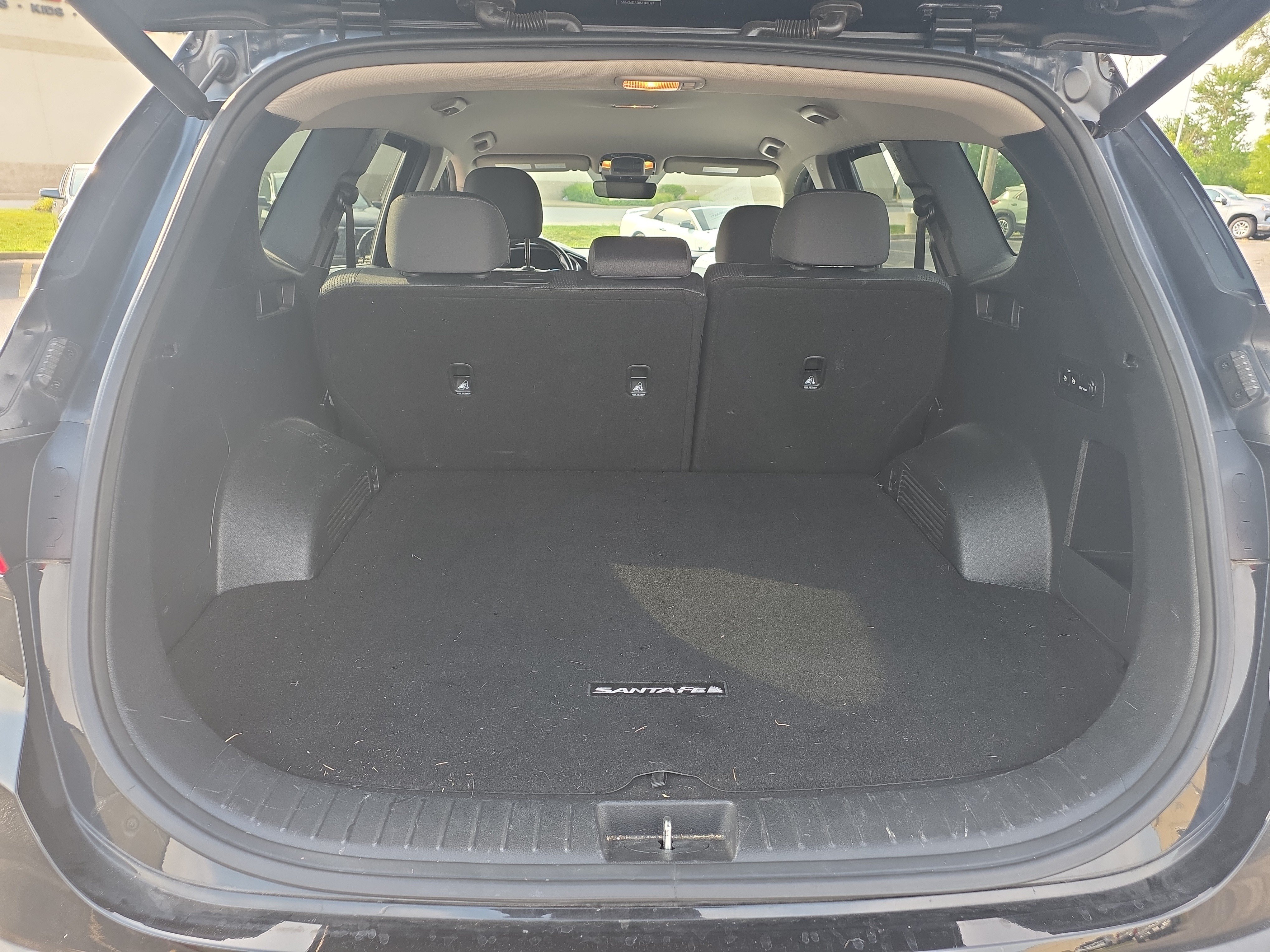 Used 2022  Hyundai XRT image 12