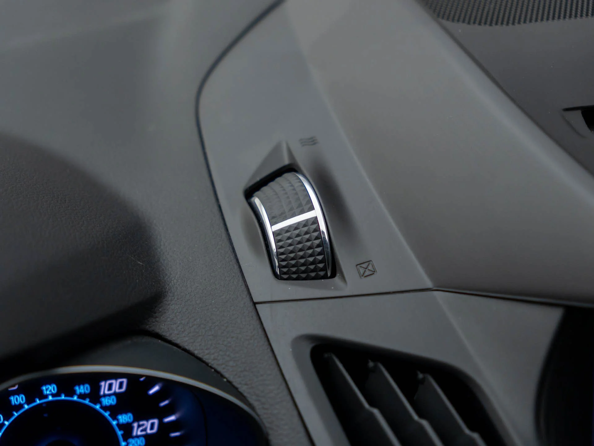 Used 2014 Red Ford SE image 27