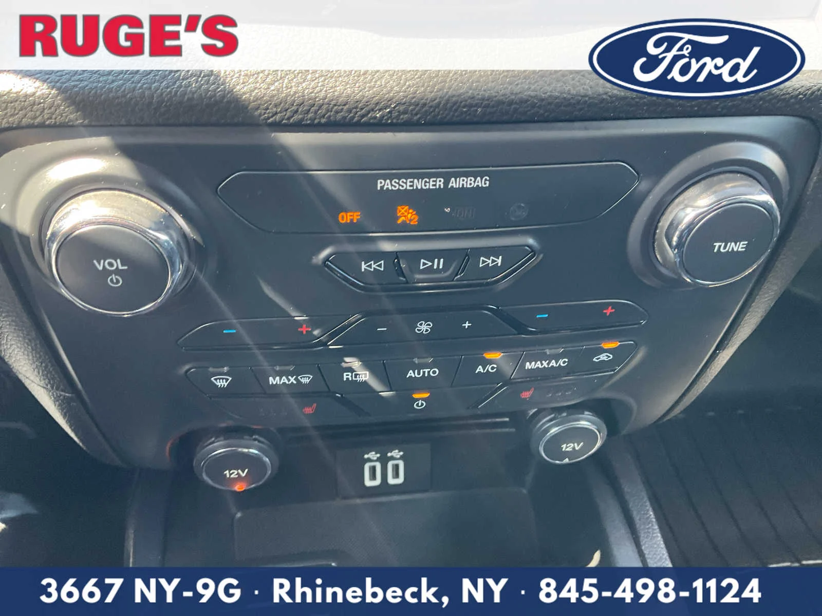 Used 2020 Rapid Red Metallic Tinted Clearcoat Ford LARIAT image 26