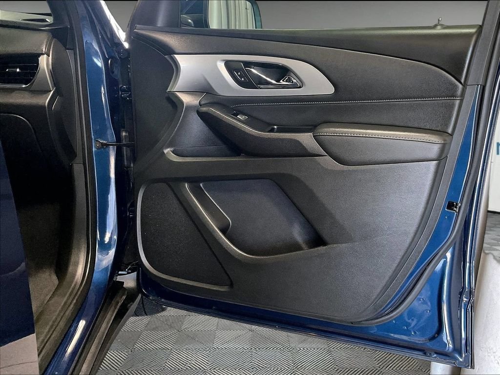 Used 2023 Blue Chevrolet LT image 12