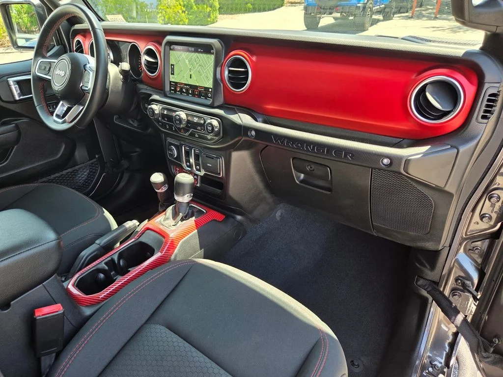 Used 2022 Gray Jeep Rubicon image 17