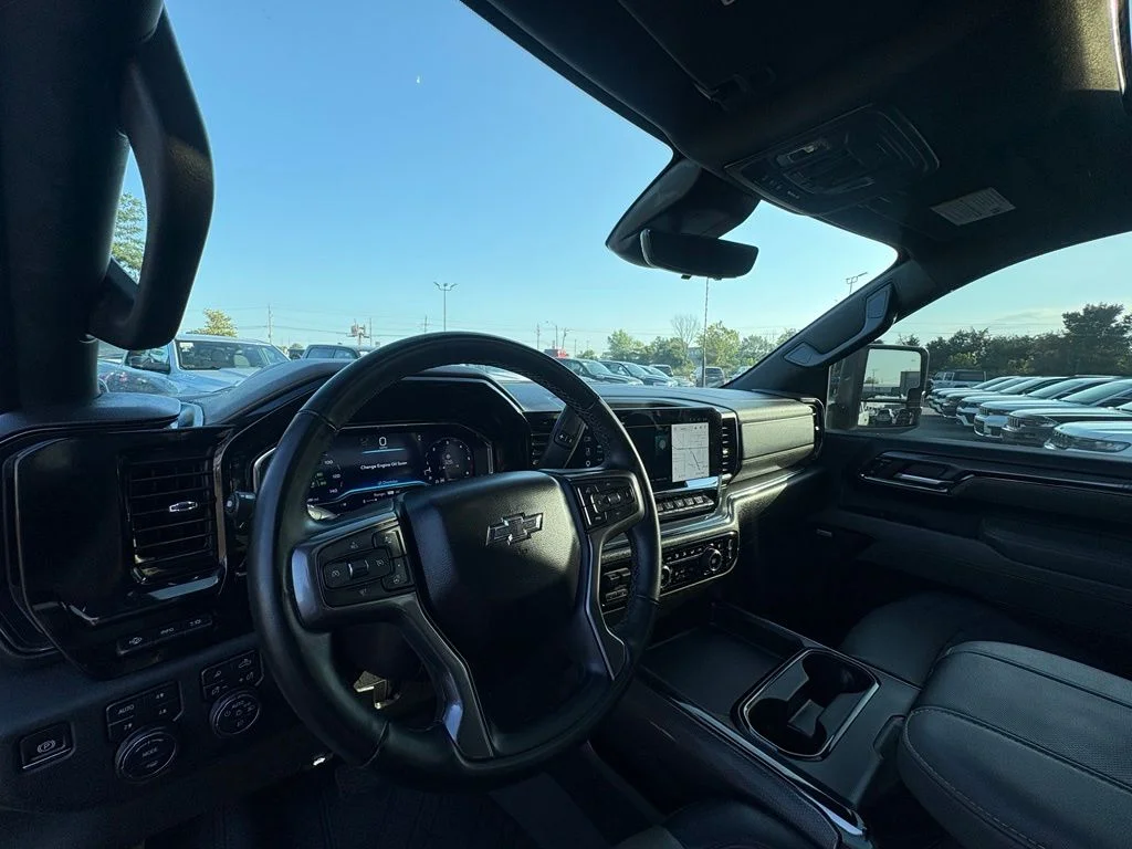 Used 2024 White Chevrolet ZR2 image 14