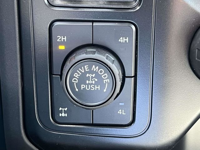 New 2026 Avalanche Ford XLT image 12