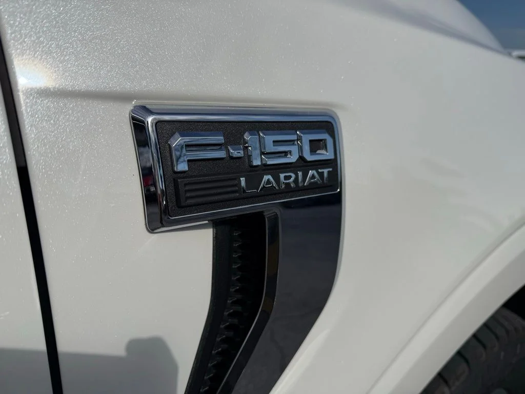2023 Ford F-150 Lariat - Photo 12