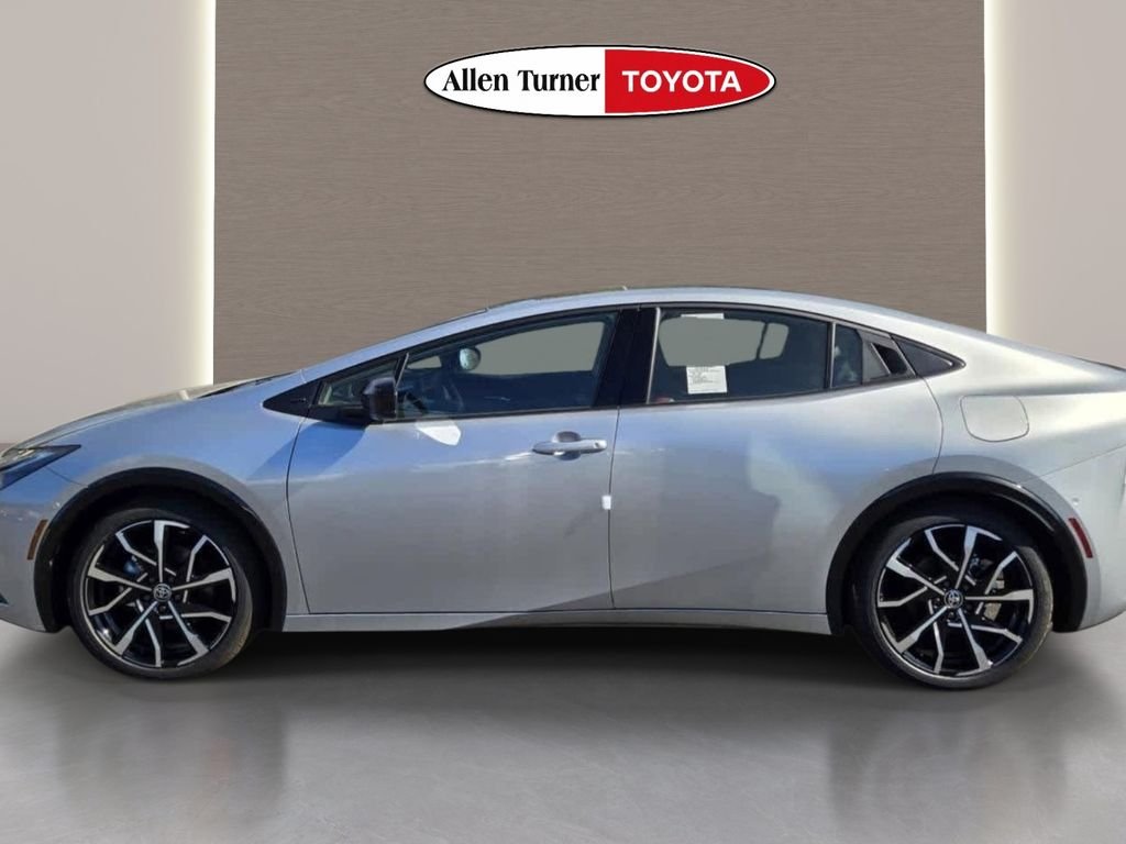 New 2026 Cutting Edge Toyota XSE Premium image 10