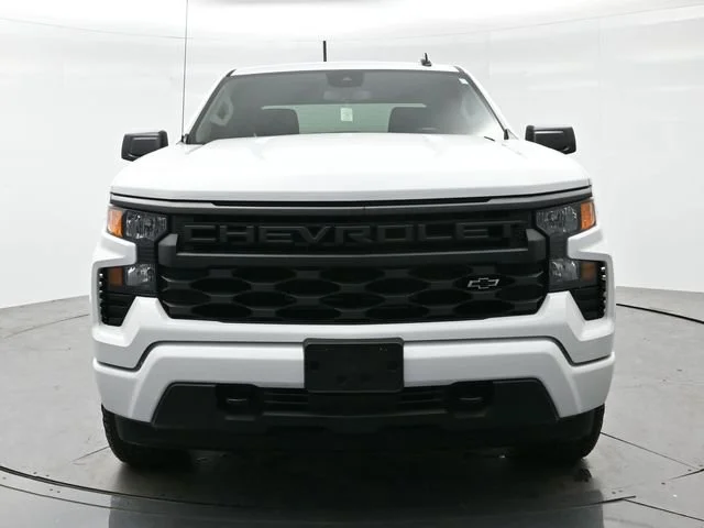 Used 2025 Summit White Chevrolet Custom image 2