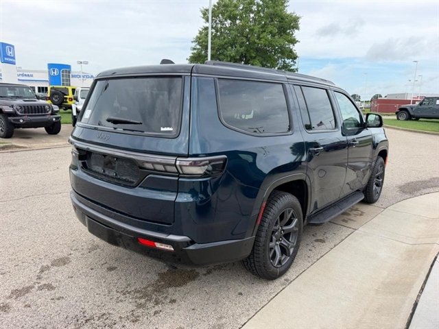 New 2026 Fathom Blue Pearl-Coat Exterior Paint Jeep Upland image 4