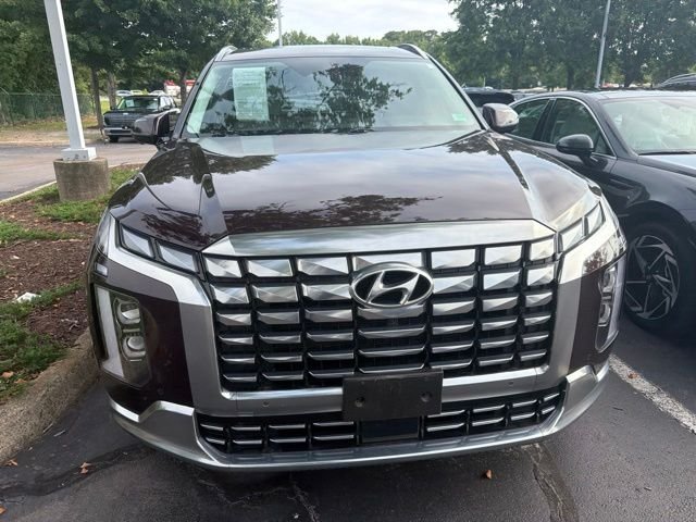 Used 2024 Sierra Burgundy Hyundai Calligraphy image 3