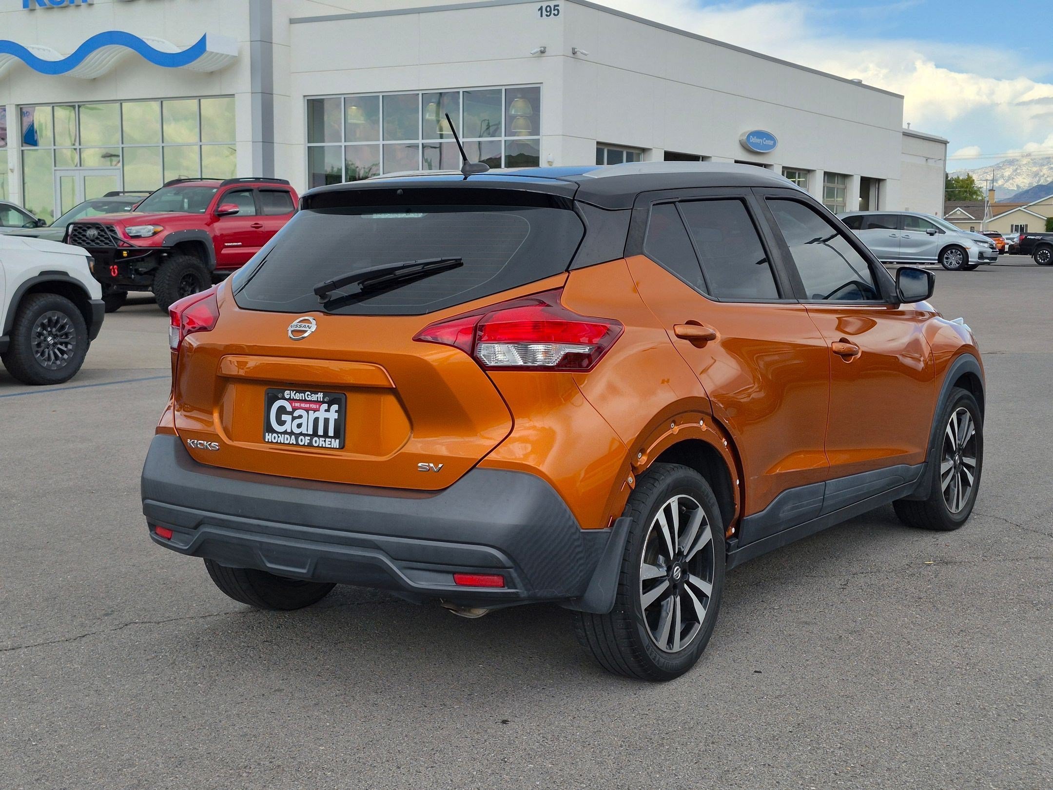 Used 2019 Monarch Orange/Super Black Nissan SV image 3