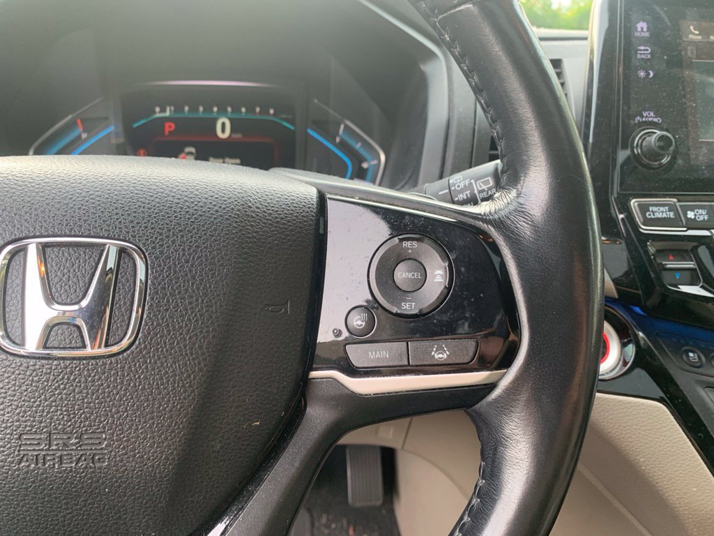 Used 2018 White Honda Elite image 16
