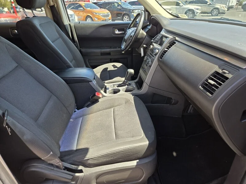 Used 2014 WHITE SUEDE Ford SE image 13