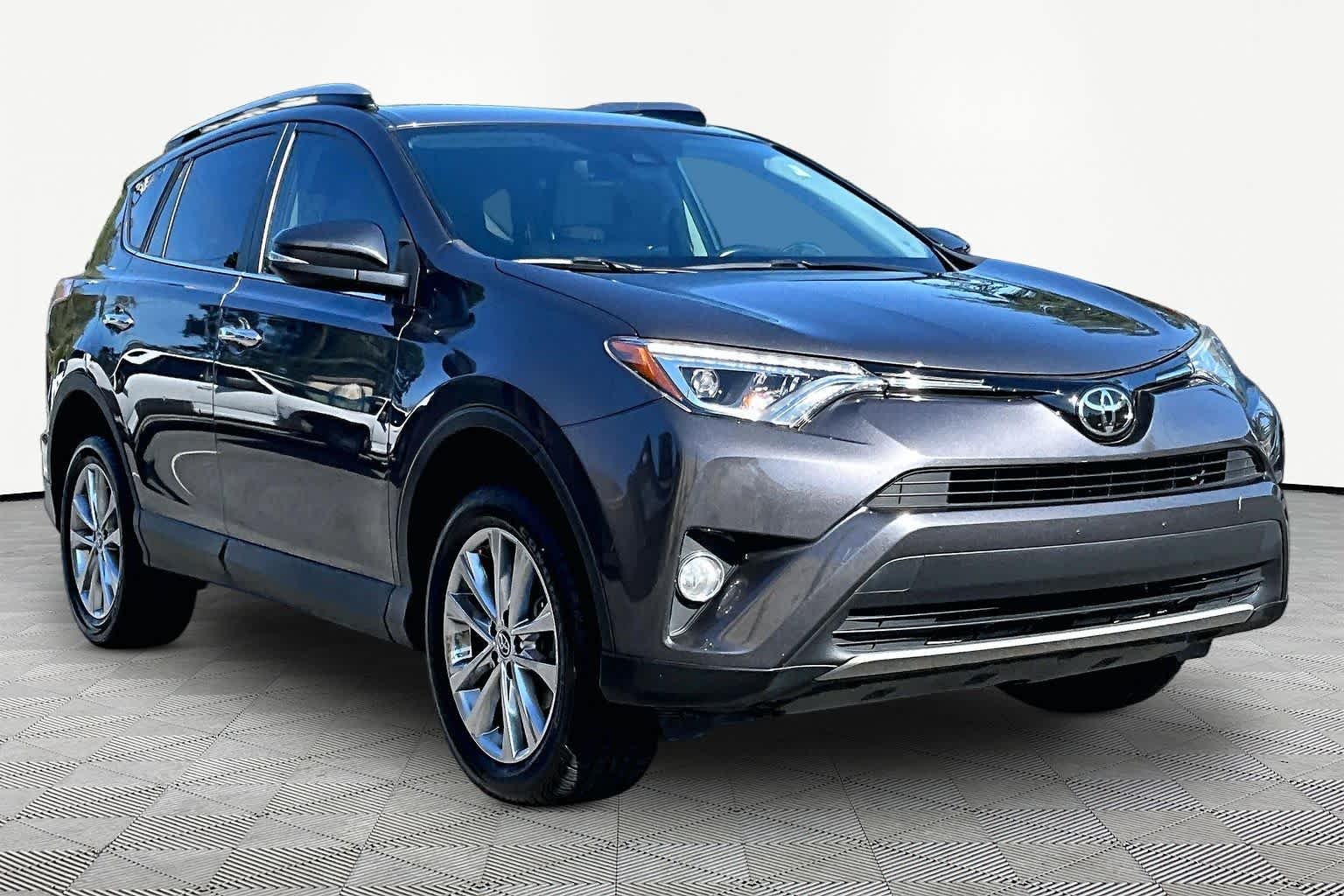 Certified Used 2018 Magnetic Gray Metallic Toyota Limited image 3