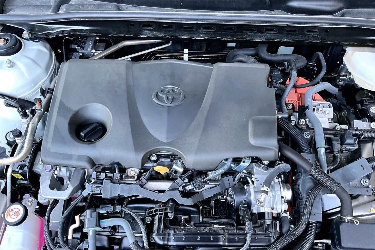 Certified Used 2025 Ice Cap Toyota LE image 33