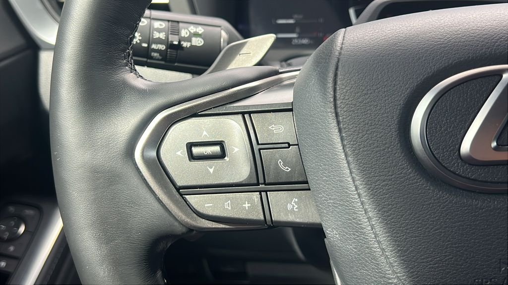 Used 2024 Black Lexus 550 Premium+ image 22