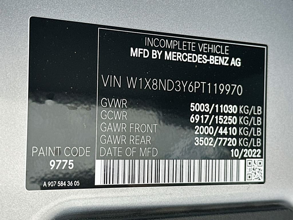 Used 2023  Mercedes-Benz LA West 15 Passenger image 36