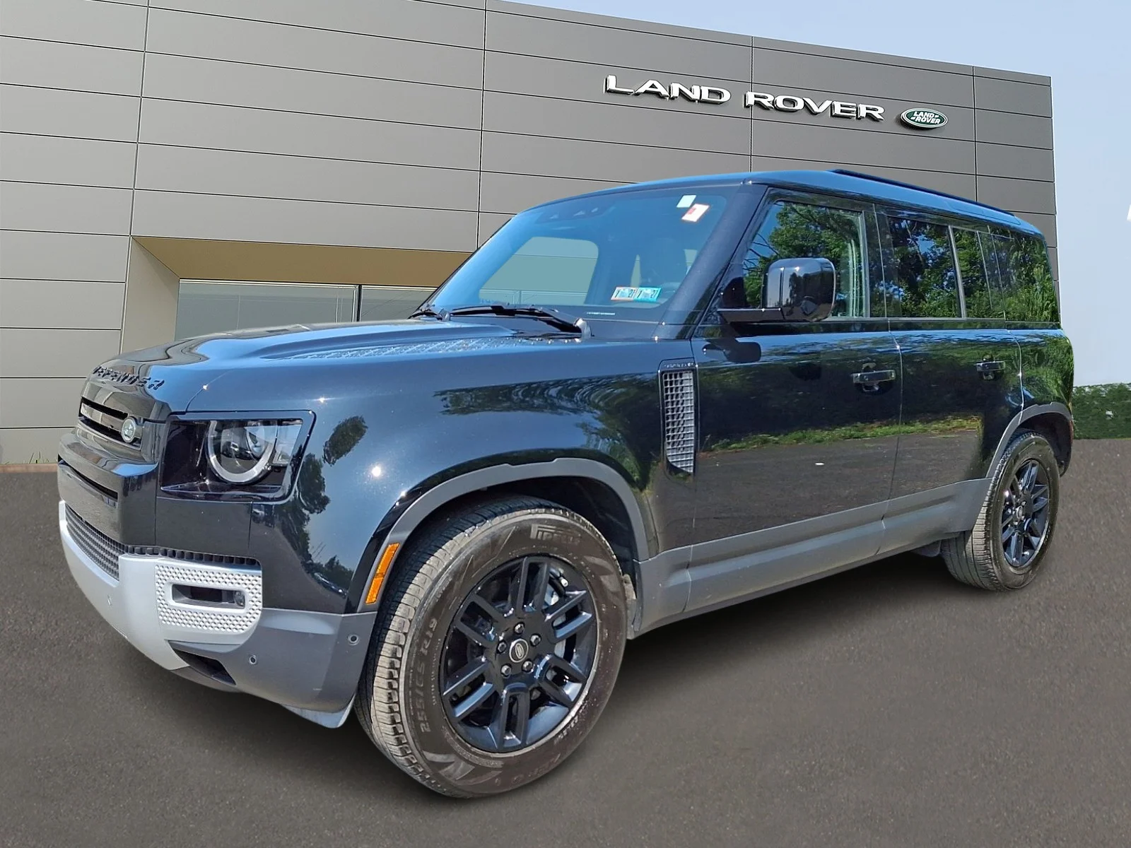 2025 Land Rover Defender
