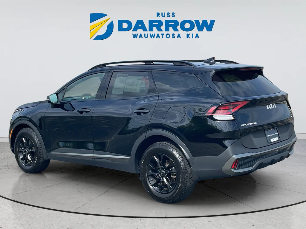 Used 2023 Black Kia X-Pro Prestige image 3