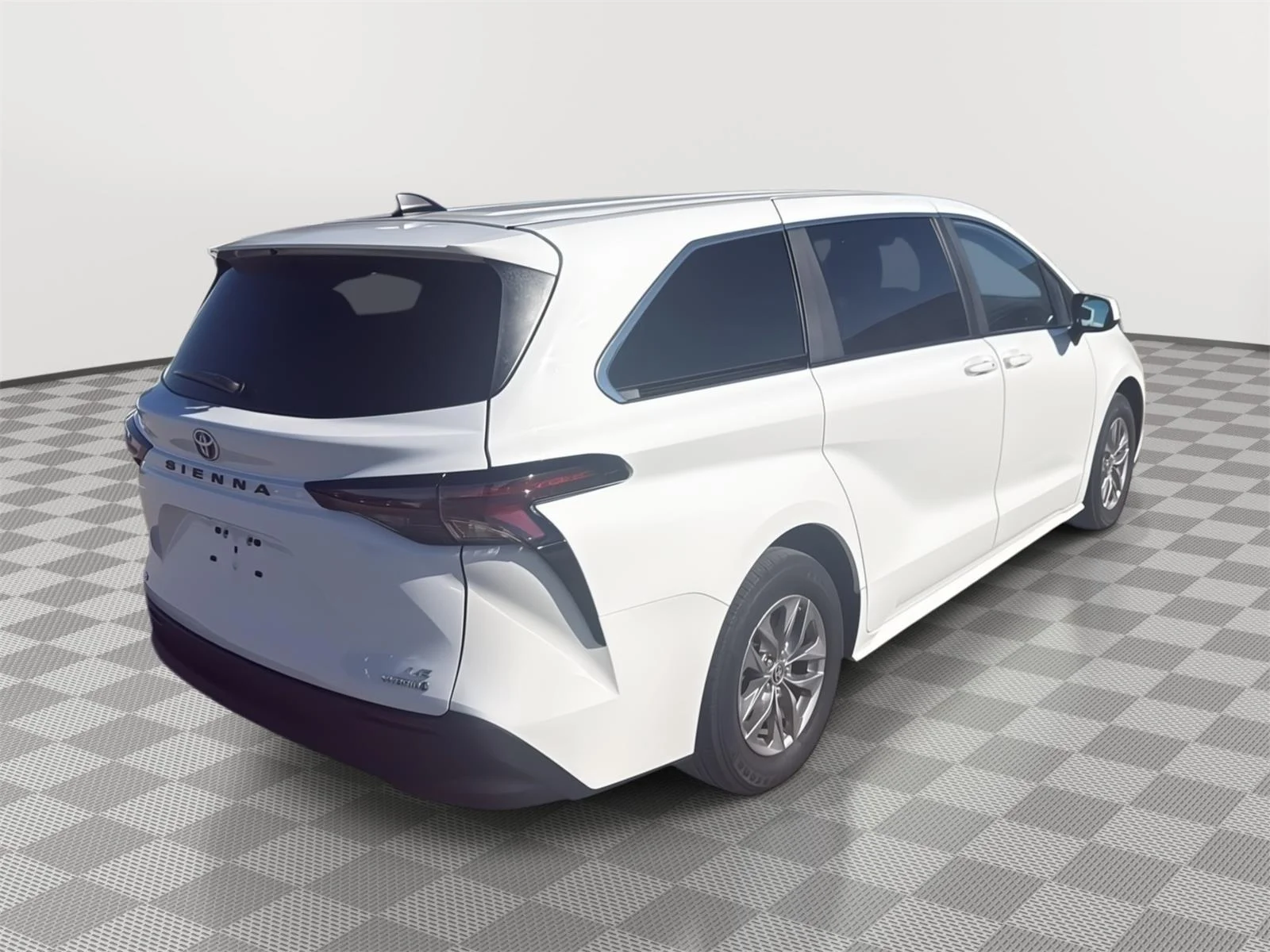 Used 2024 Ice Cap Toyota LE image 3