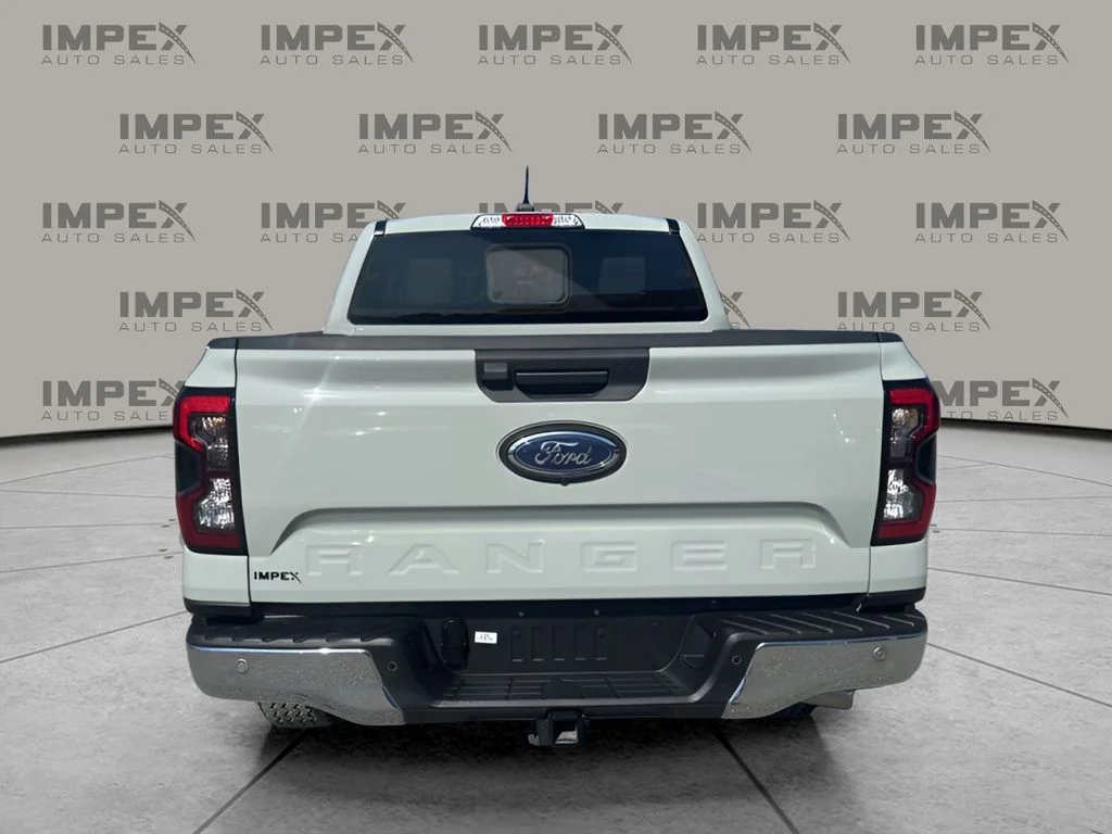 Used 2024 Green Ford Lariat image 4