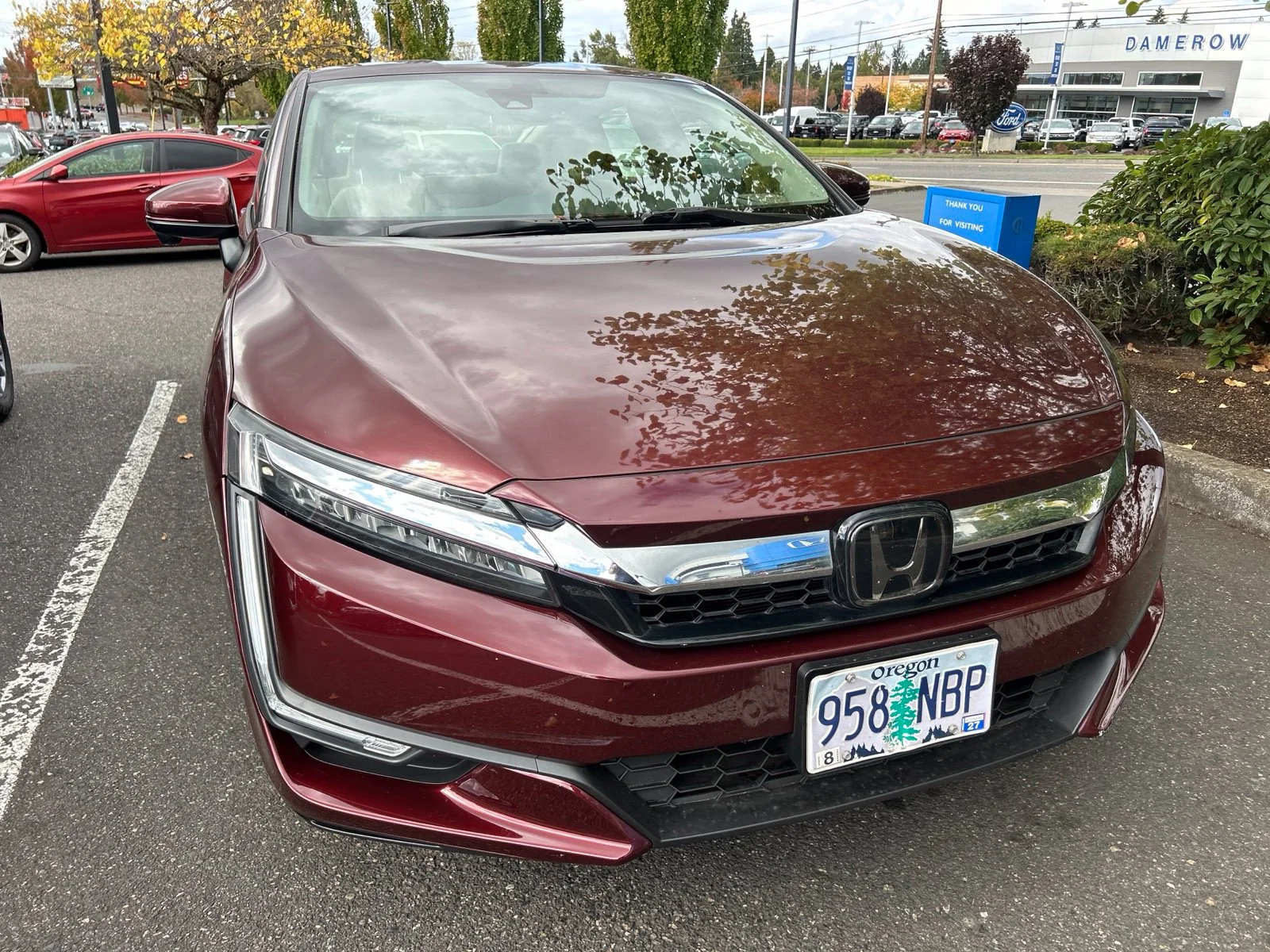 Certified Used 2018 Crimson Pearl Honda  image 3