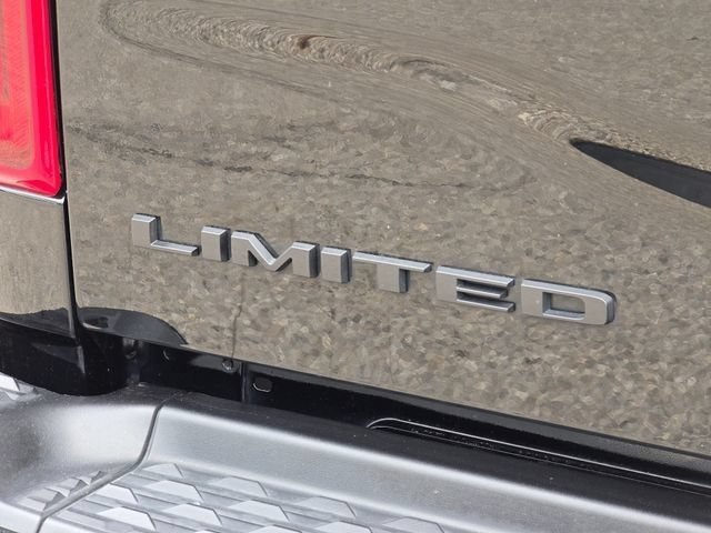 Used 2026 Diamond Black Crystal Pearlcoat Ram Limited image 36