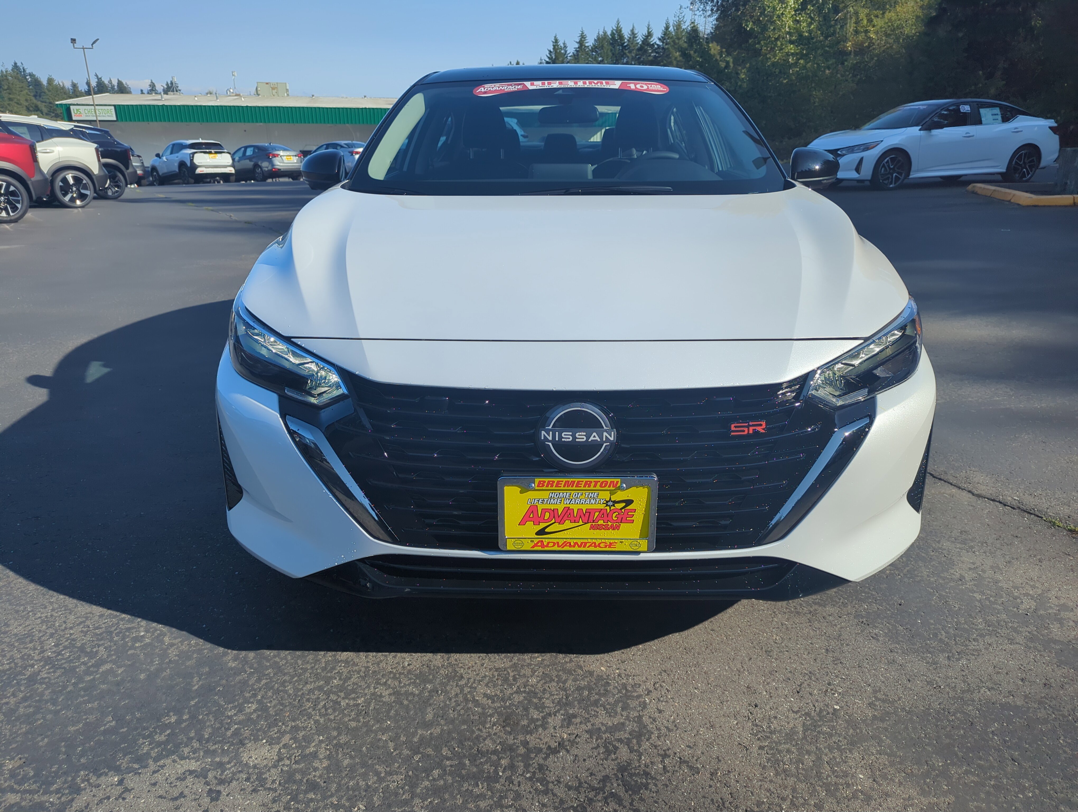 2025 Nissan Sentra SR - Photo 8