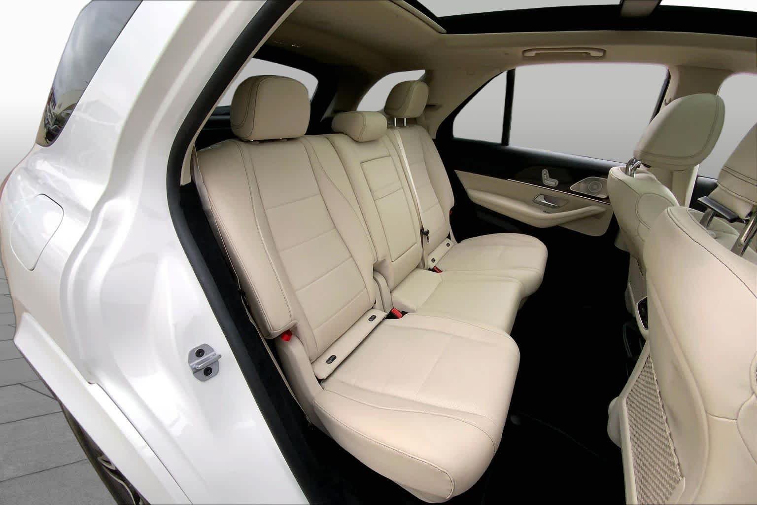 Used 2021 Polar White Mercedes-Benz GLE 450 image 18