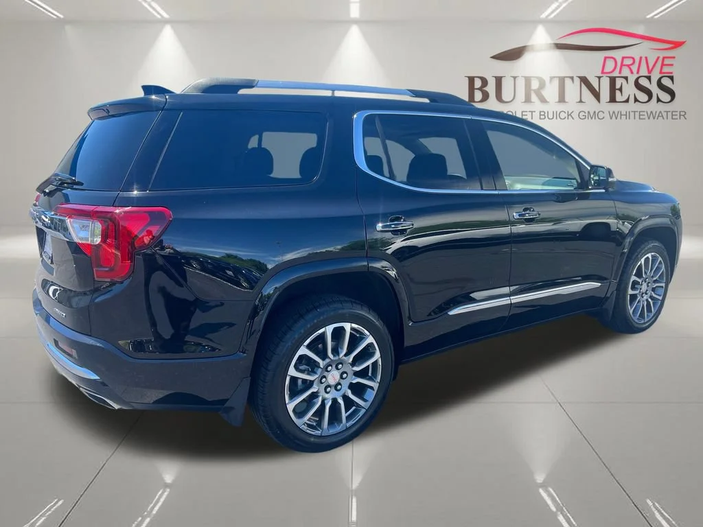 2023 GMC Acadia Denali - Photo 9