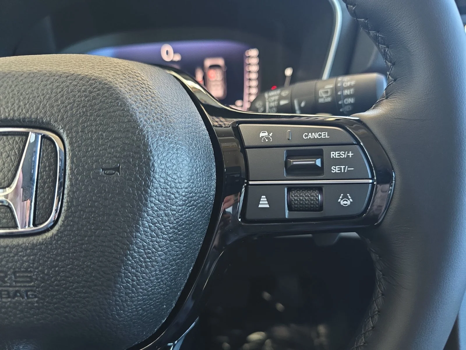 New 2026 Platinum White Pearl Honda RTL Towing image 18