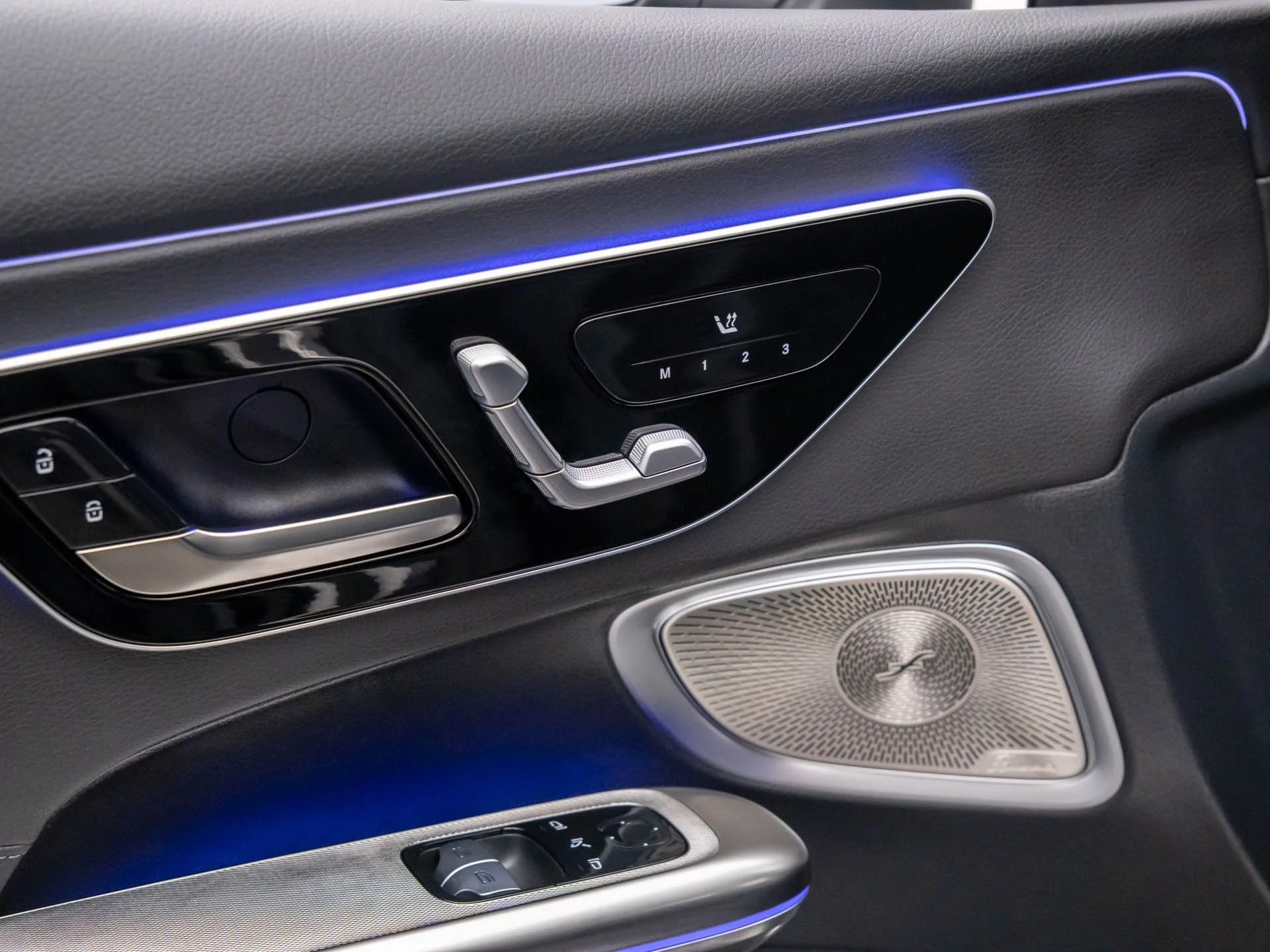New 2026 Black Mercedes-Benz CLE 300 image 13