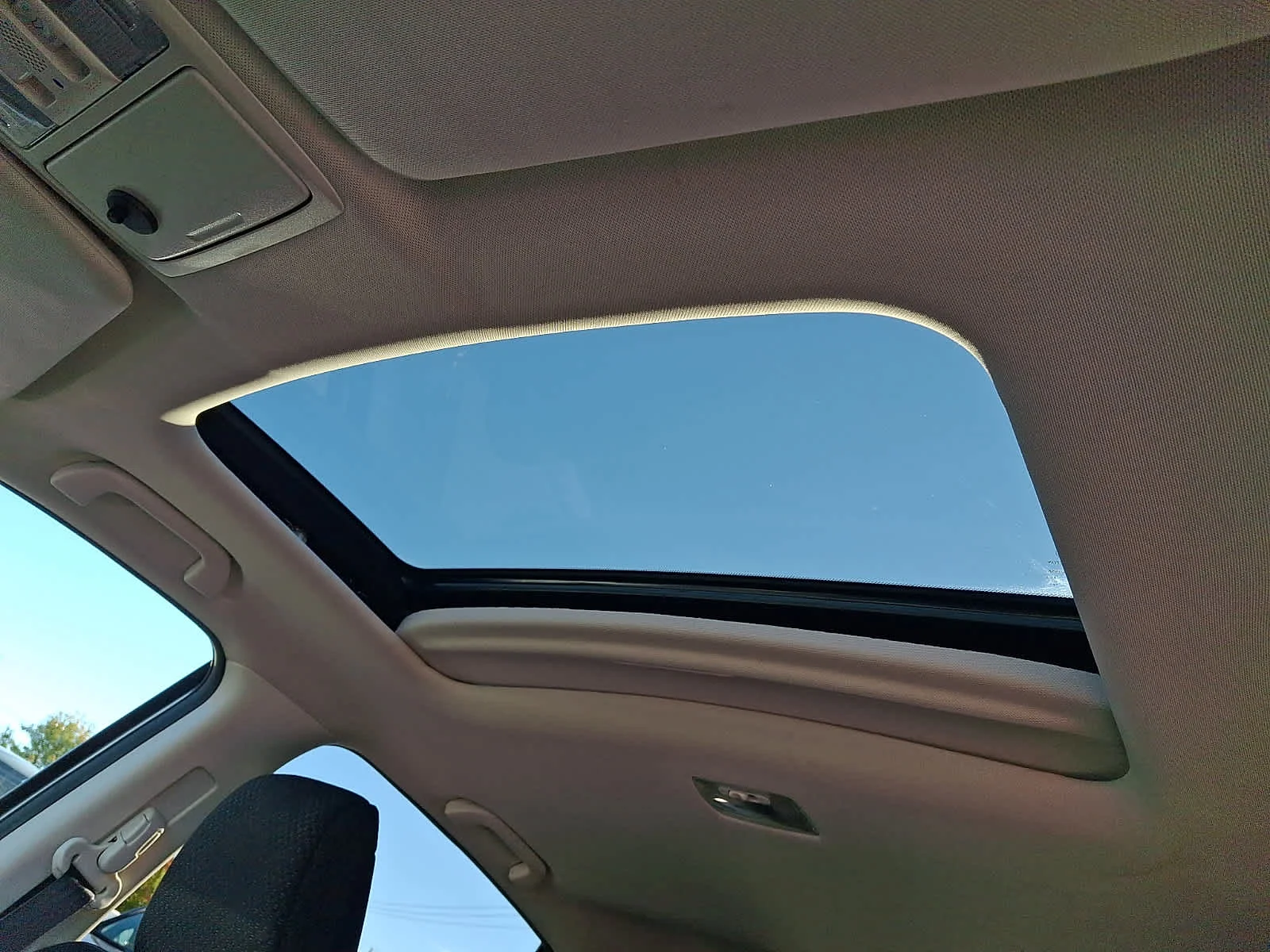 Used 2016  Honda EX image 16