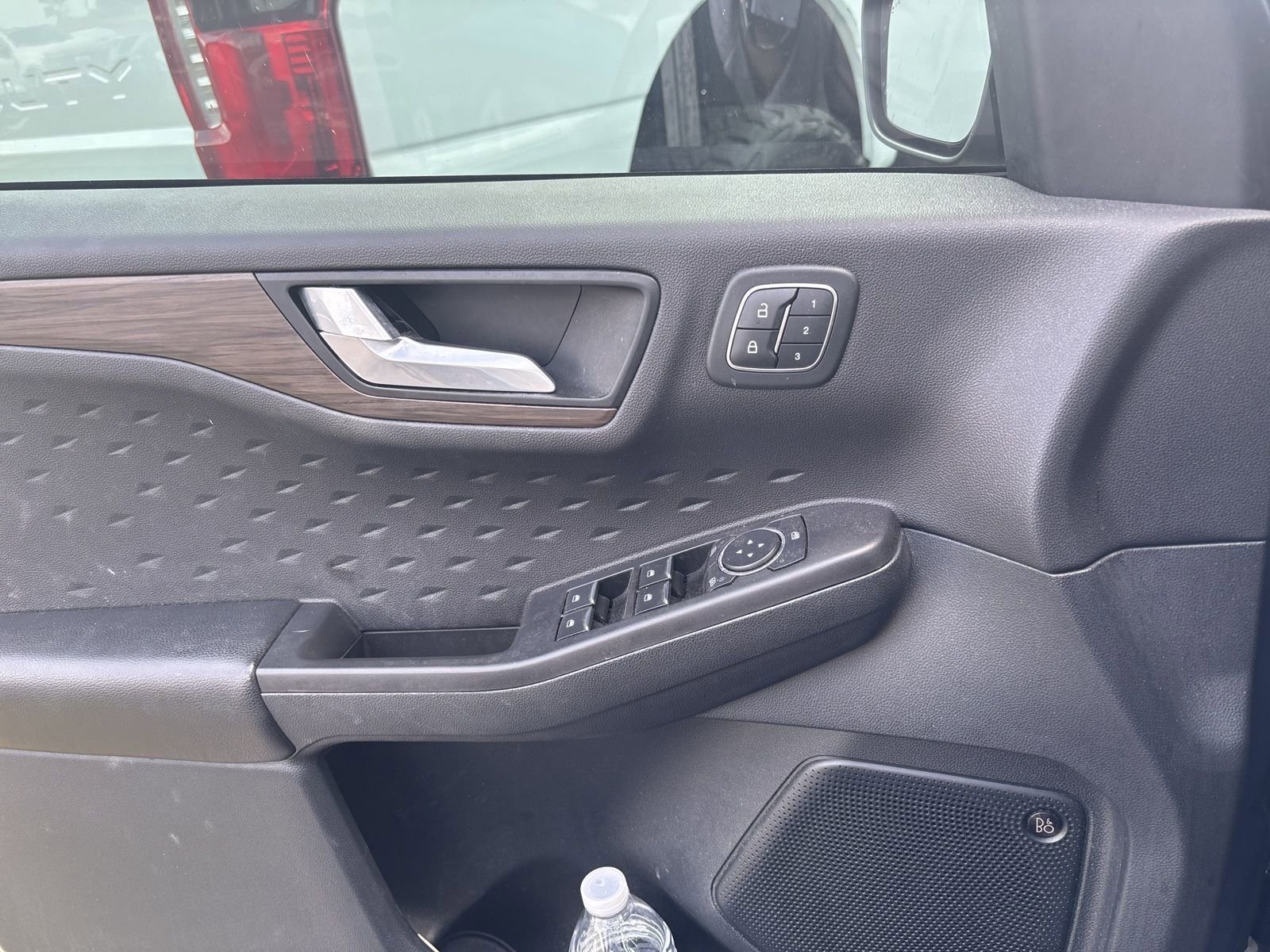 Used 2020 Blue Metallic Ford Titanium image 7
