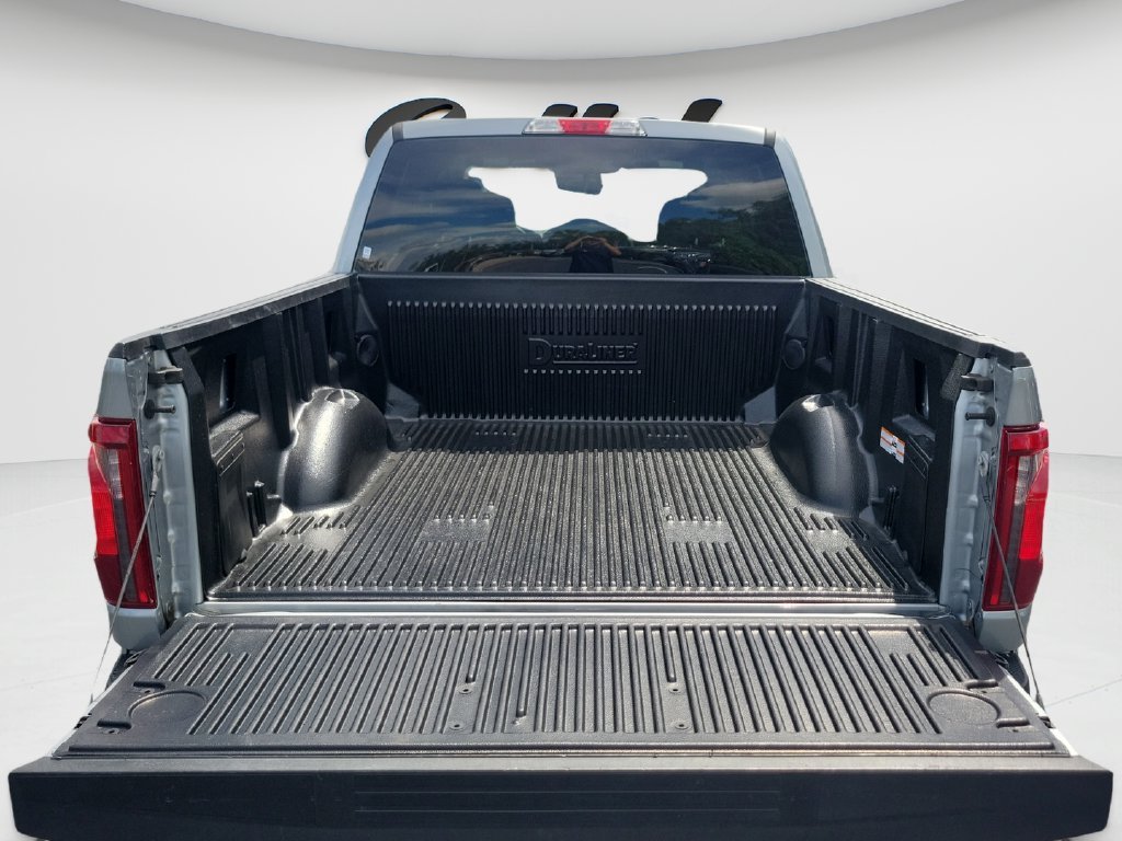 2025 Ford F-150 XLT - Photo 9